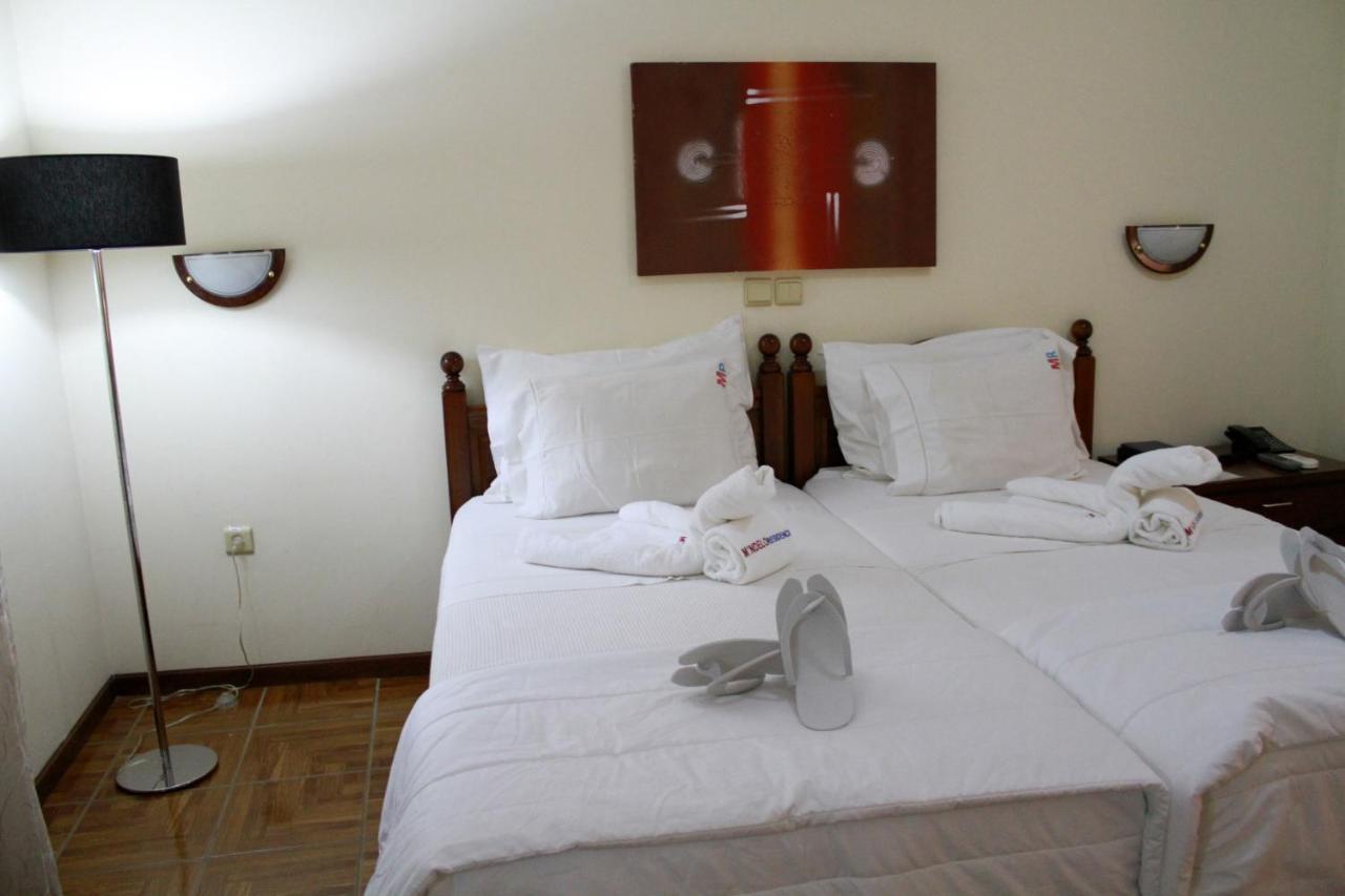Mindelo Residencial Bed & Breakfast Luaran gambar
