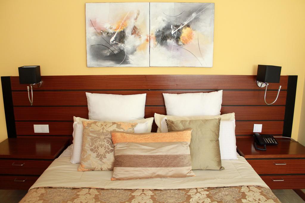 Mindelo Residencial Bed & Breakfast Bilik gambar