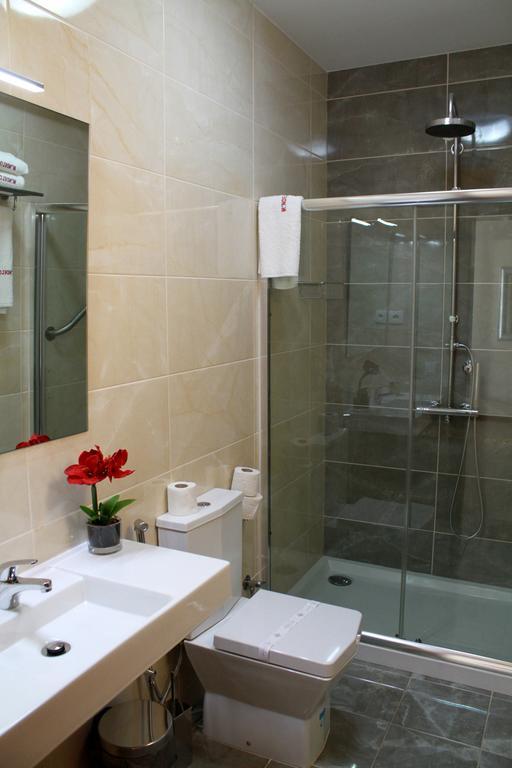 Mindelo Residencial Bed & Breakfast Bilik gambar