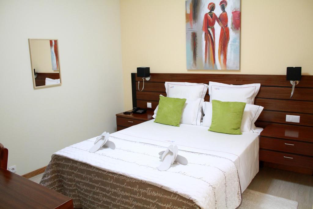 Mindelo Residencial Bed & Breakfast Luaran gambar