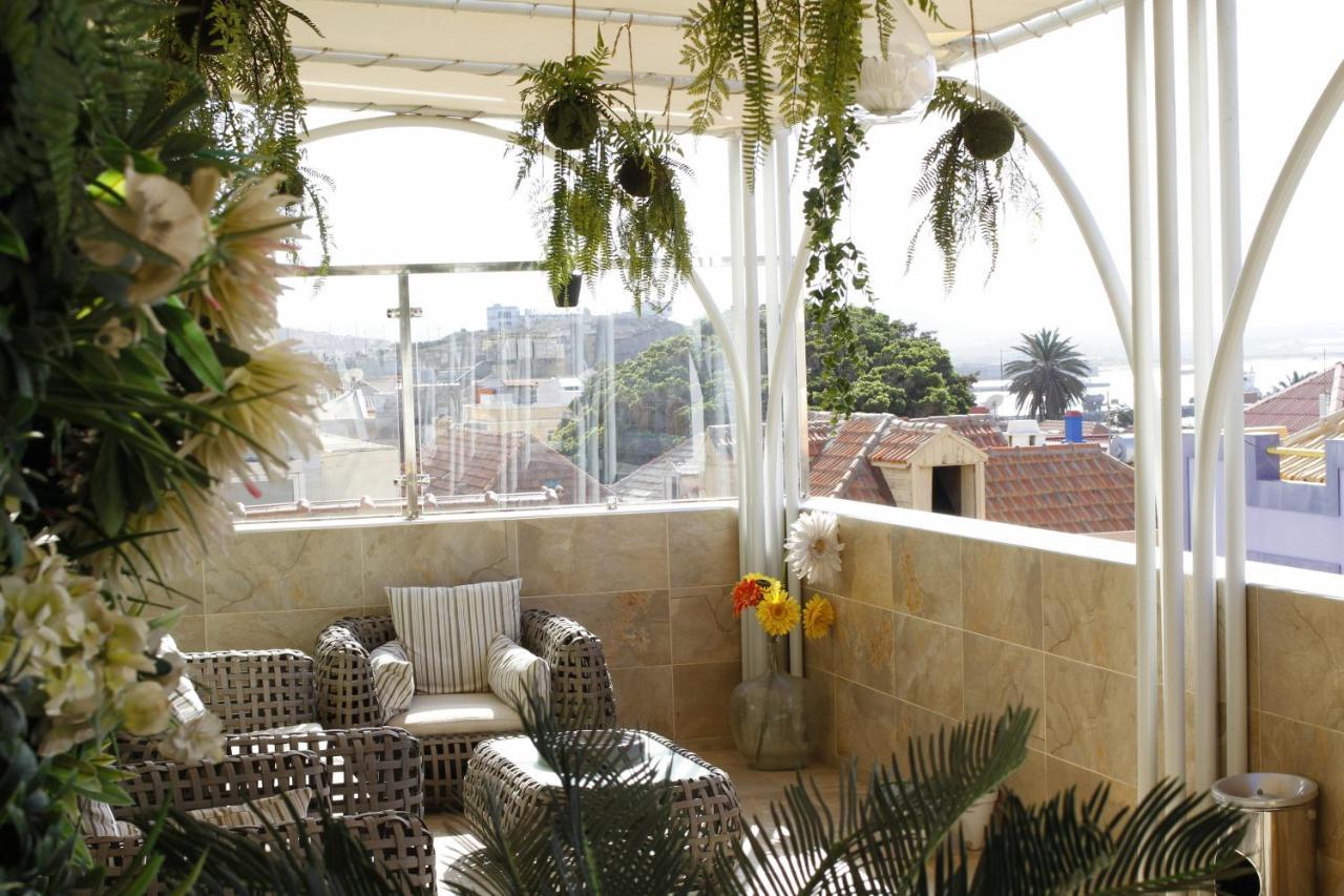 Mindelo Residencial Bed & Breakfast Luaran gambar