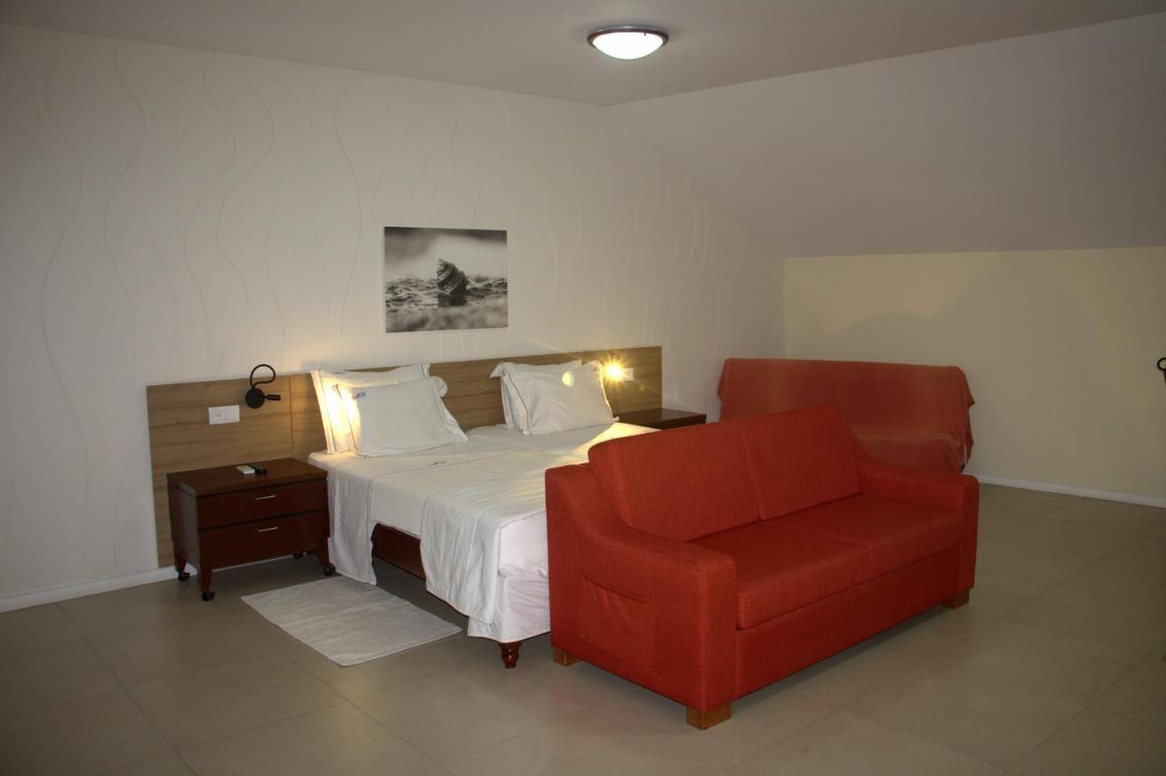 Mindelo Residencial Bed & Breakfast Luaran gambar