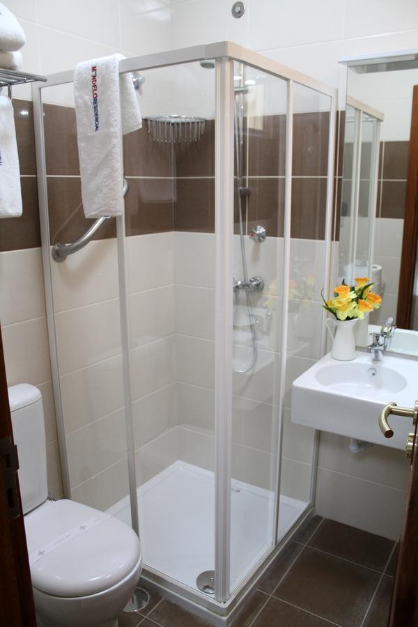 Mindelo Residencial Bed & Breakfast Luaran gambar