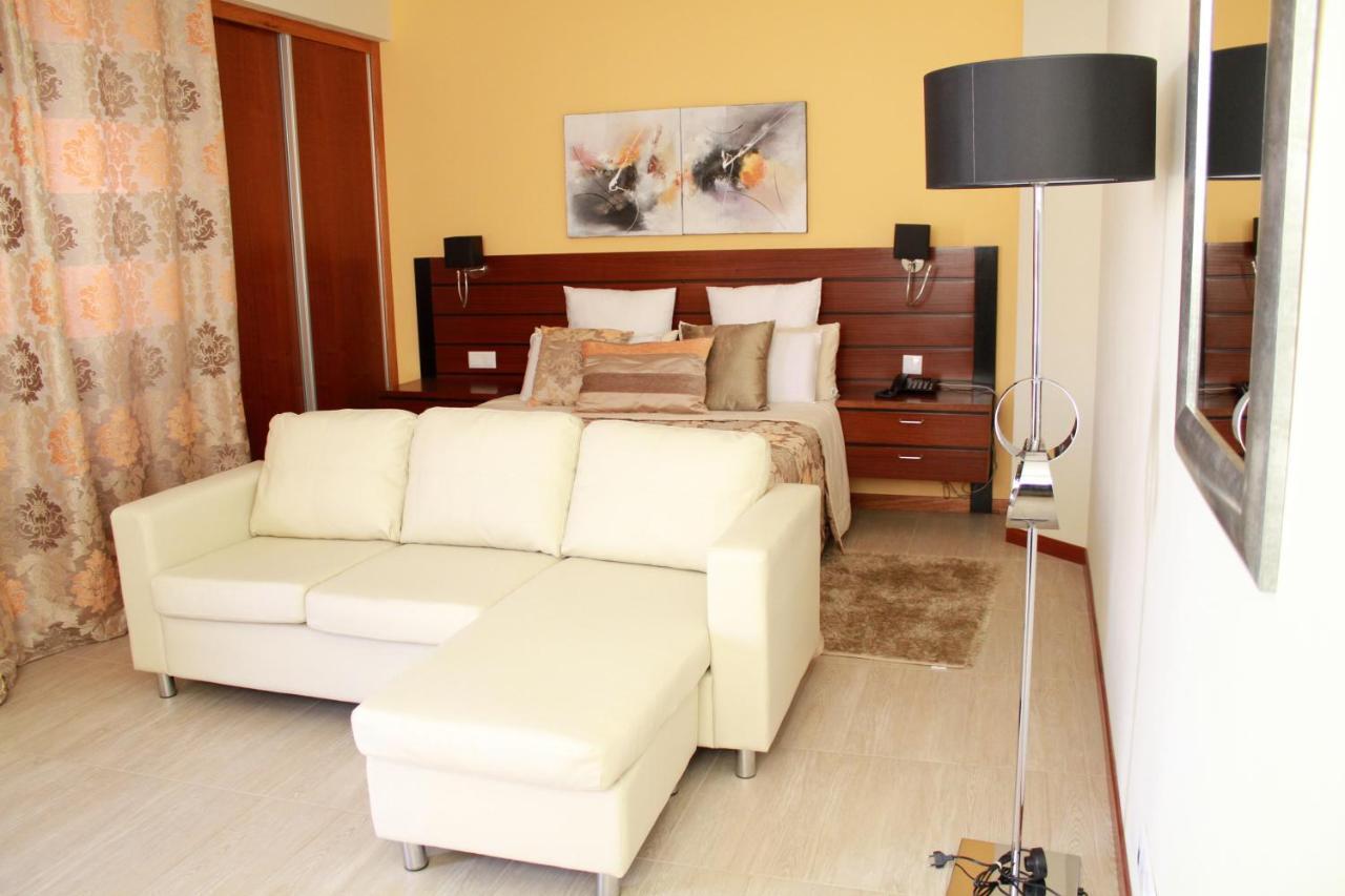 Mindelo Residencial Bed & Breakfast Luaran gambar